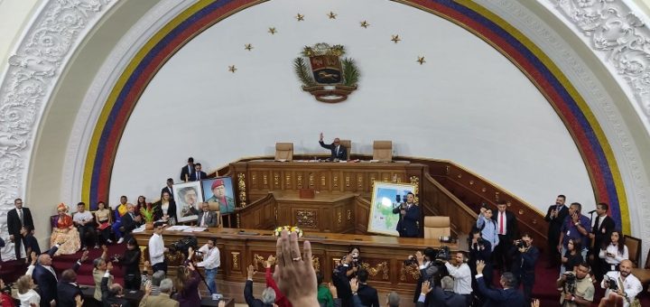 Venezuela: Aula Abierta alerta que investigación solicitada por la AN a las universidades pone en riesgo la libertad de expresión